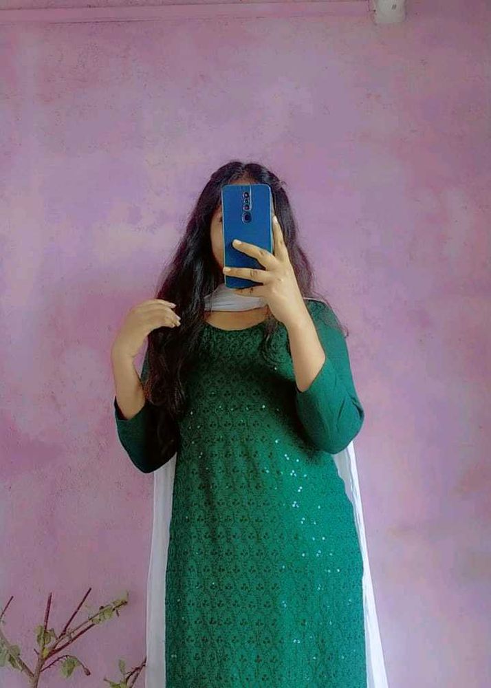 Chinkari Kurti