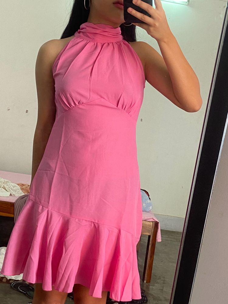 Sell 😱📢🔈Pink Tie Up Dress