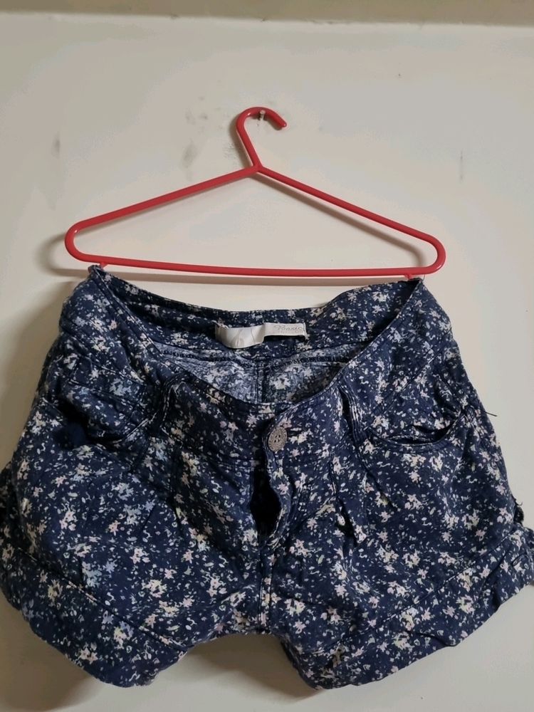 Cute Floral Casual Shorts