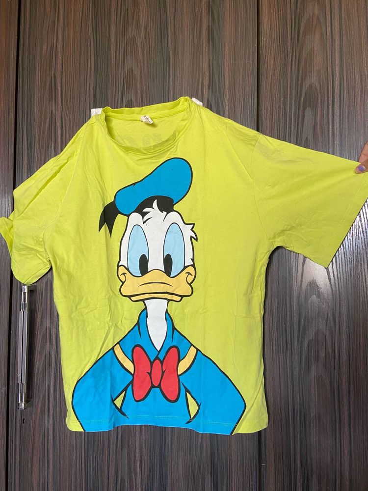 Green Donald Tshirt Size M