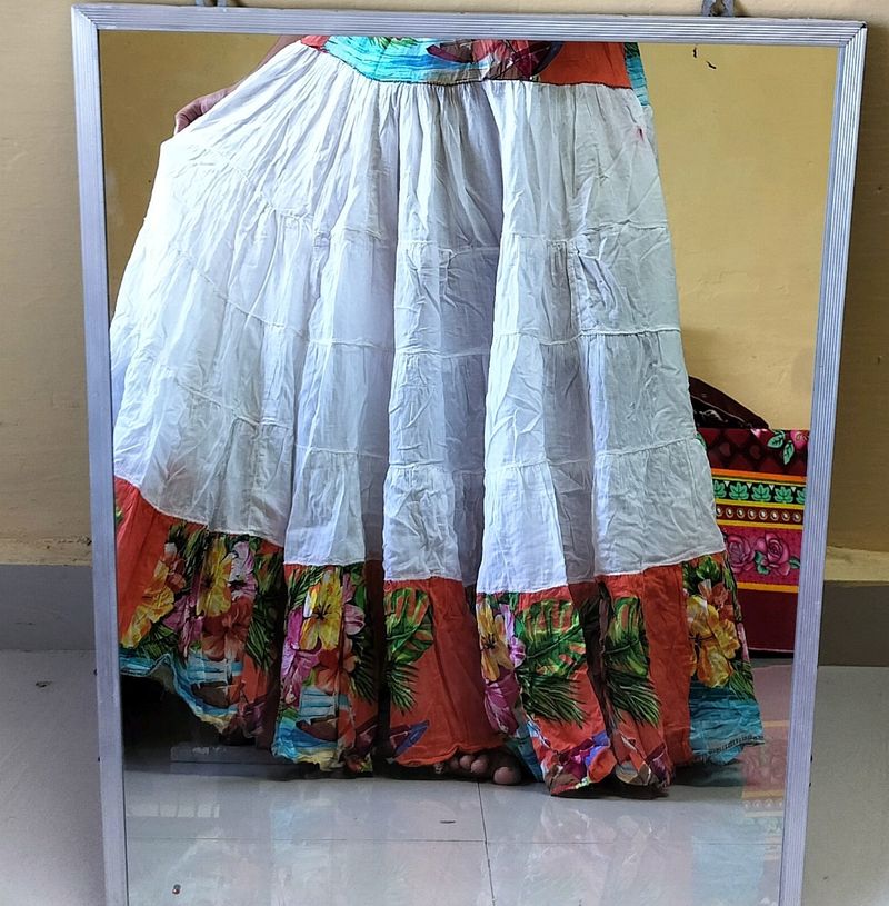 White Long Skirt(Can Bargain)