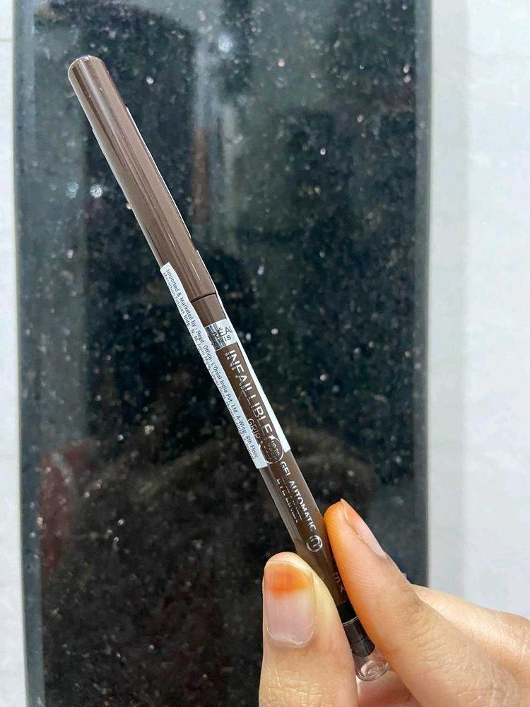 Loreal Grip Liner Shade Brown.