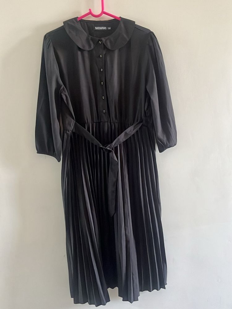 Black Accordian PleastA-line Dress