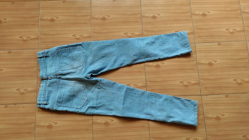 Jeans Pant And Belt