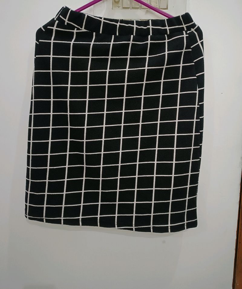 Party Wear Pencil Skirt For Womens