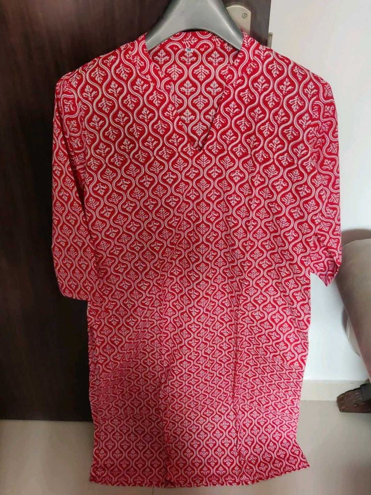 Red And White Cotton Kurta