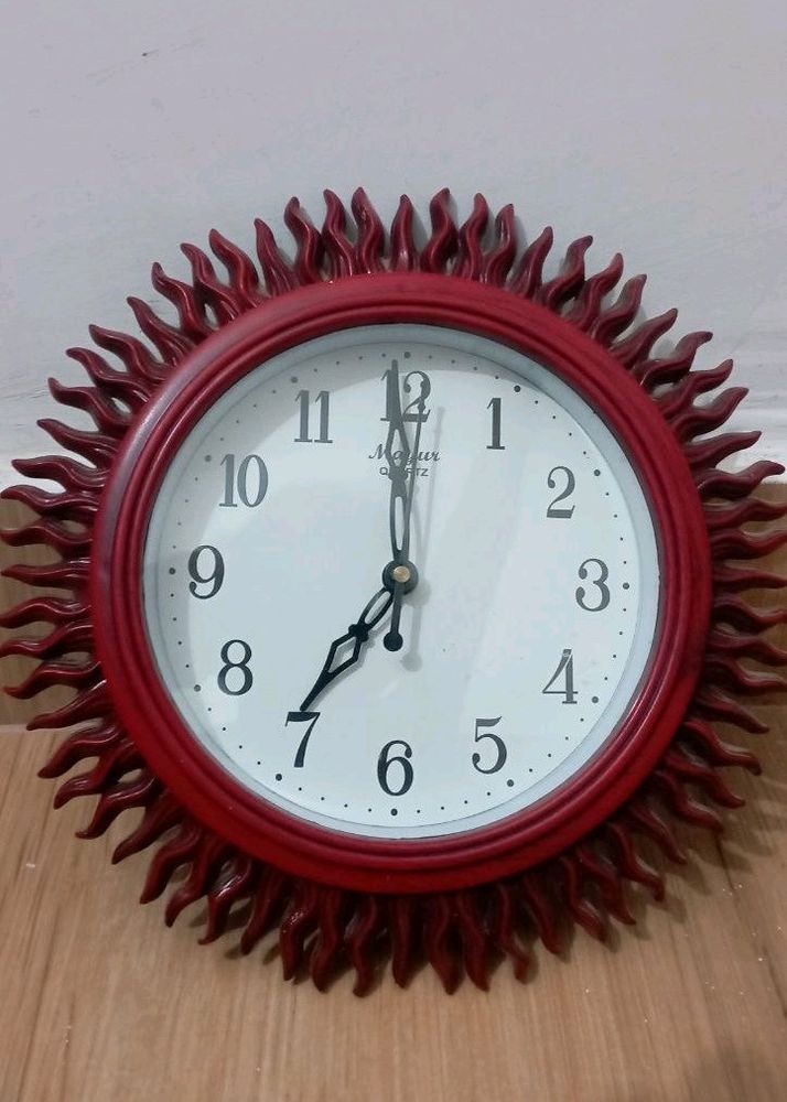 WALL CLOCK RED