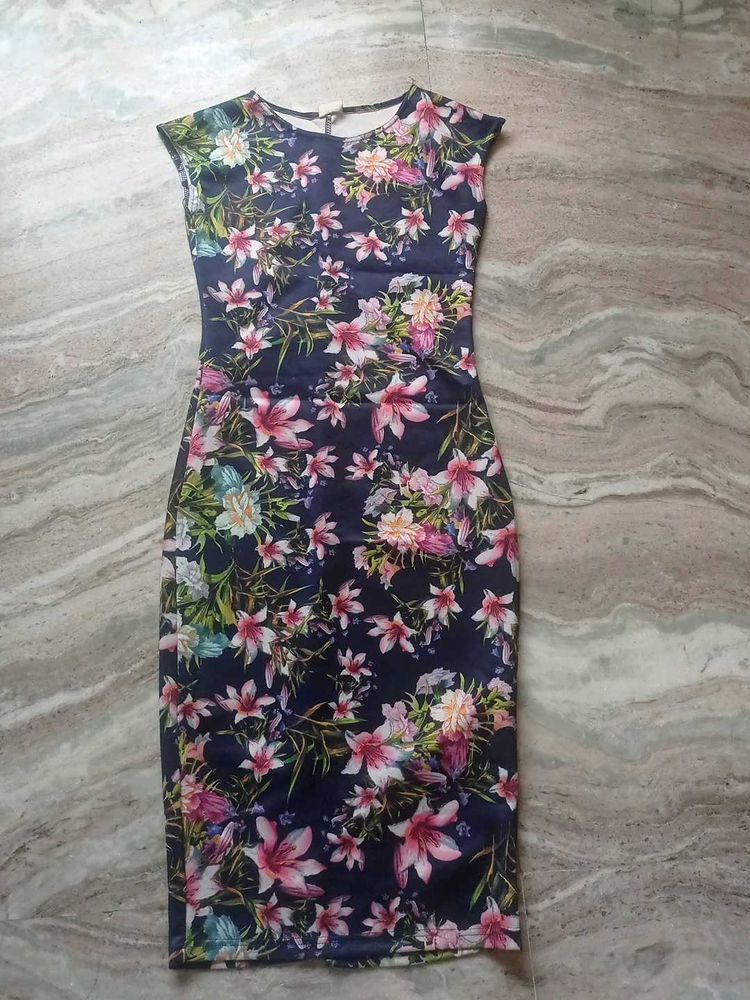 Floral Slip On Strechable Bodycon Dress