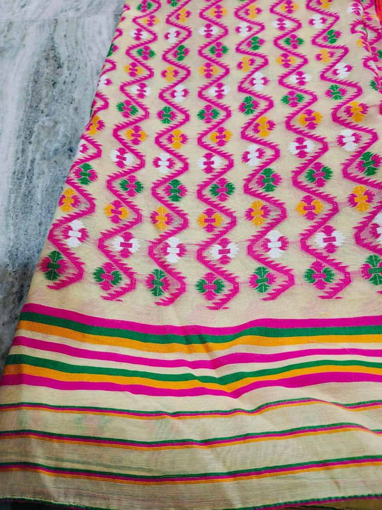 Jamdani Saree