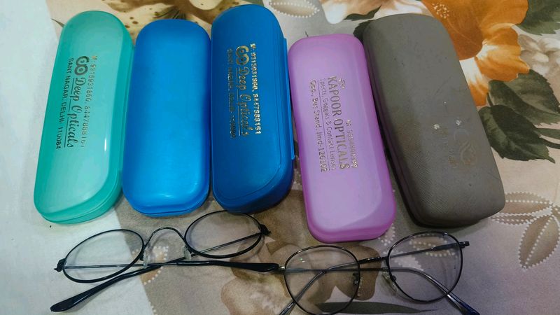 5Glasses Cases With Two Glasses