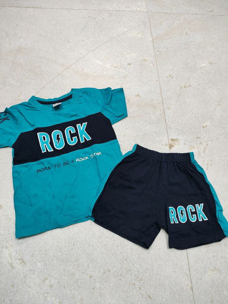 Tshirt Shorts Set