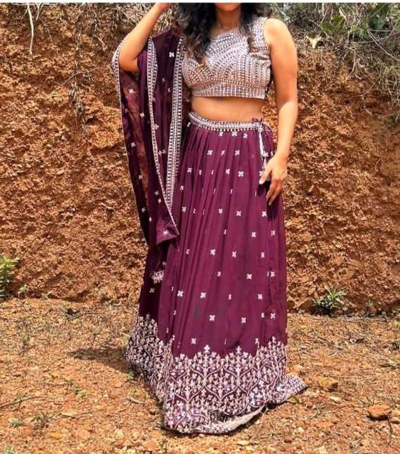 LEHENGA💜