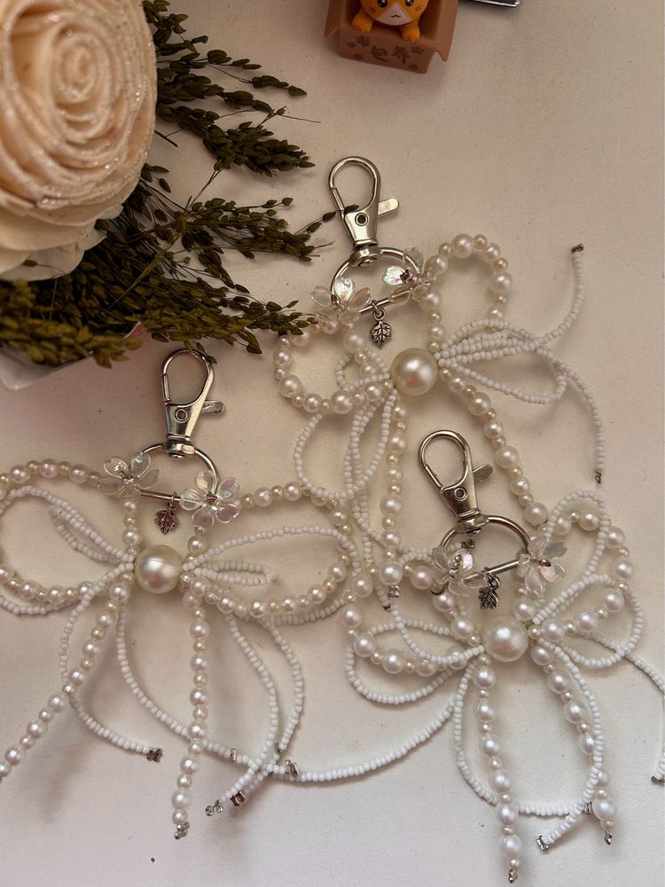 Pearl Bow Keychains