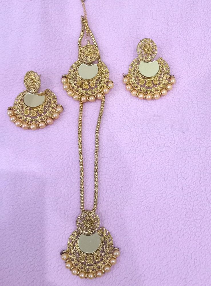 Beautiful Golden Mirror Jwellery Set