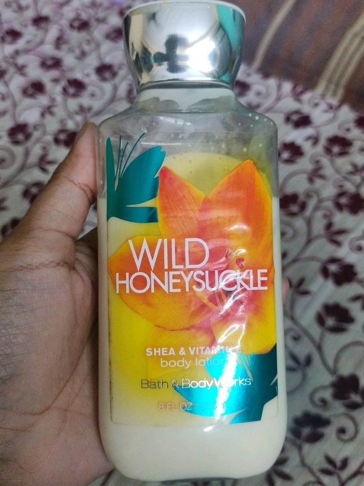 Wild honeysuckle Bath & Body works Lotion