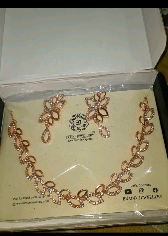 Rose gold Nackles Set With Earings