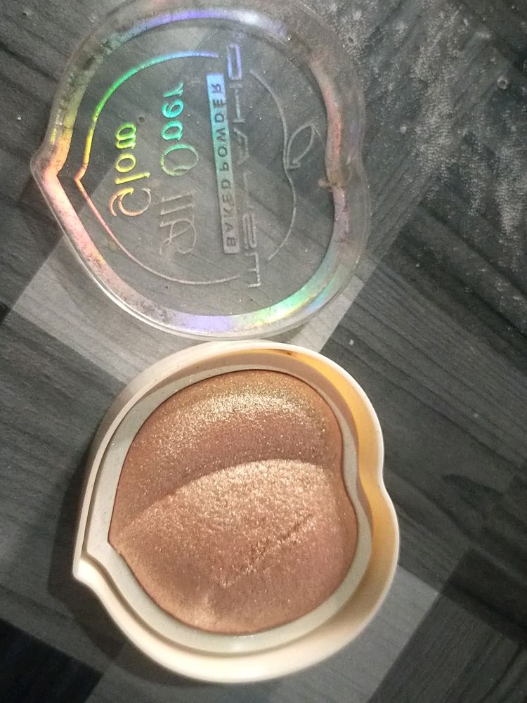 All Over Glow Baked Powder