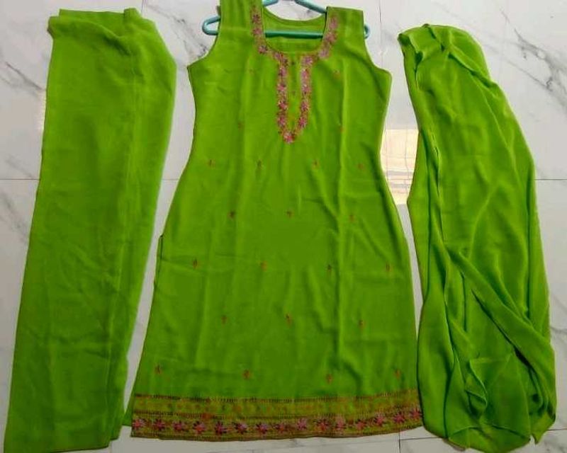 Kurta Salwar Set