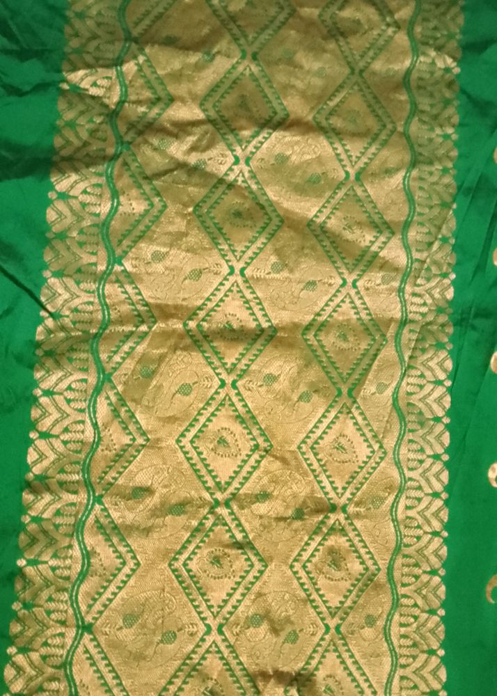 Bright Leaf Green Silk Saree