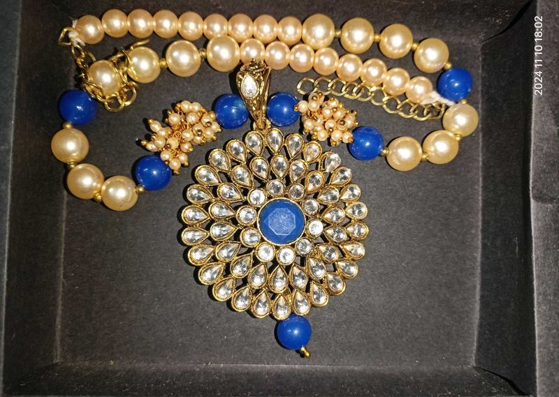 Royal Blue Necklace Set