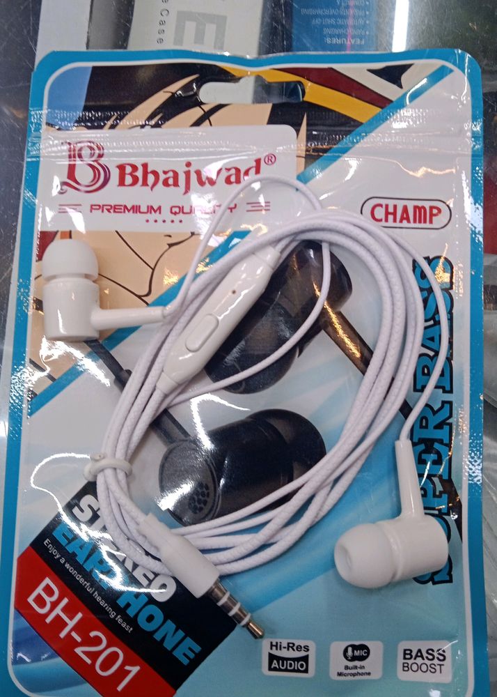 Brand New Earphone