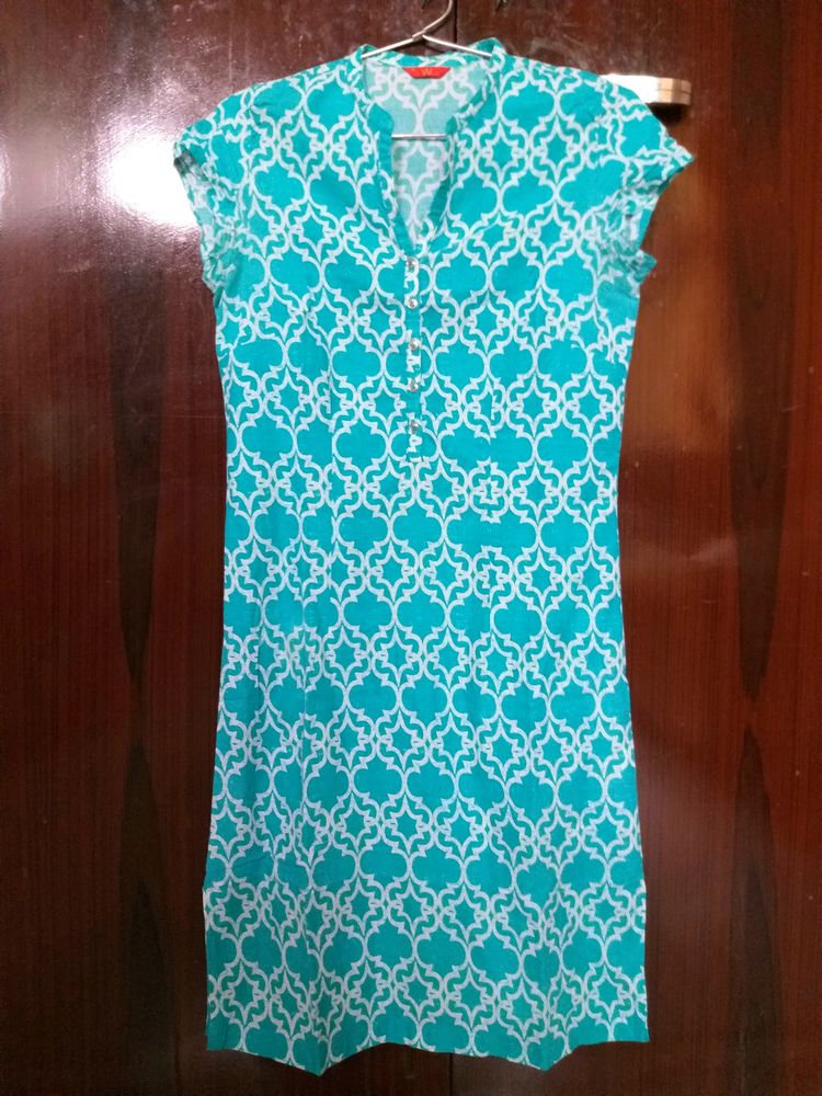 Straight Fit Kurta For Women