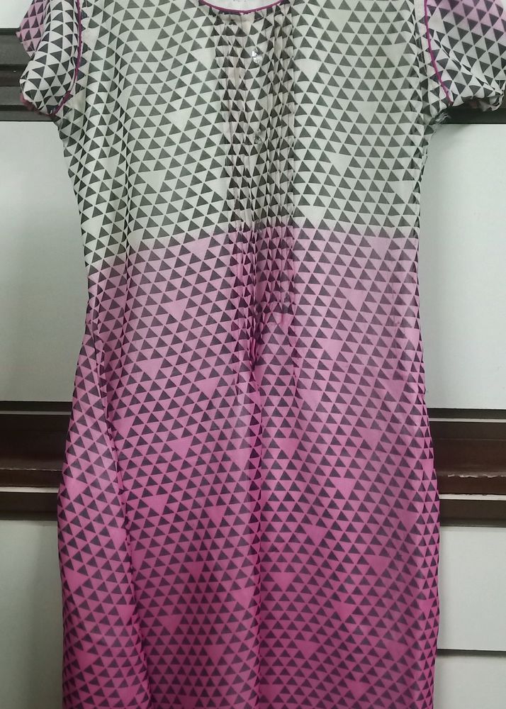 White And Pink Kurtha