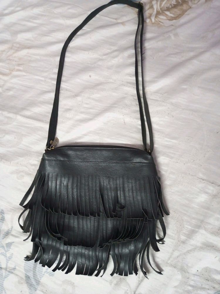 black sling bag