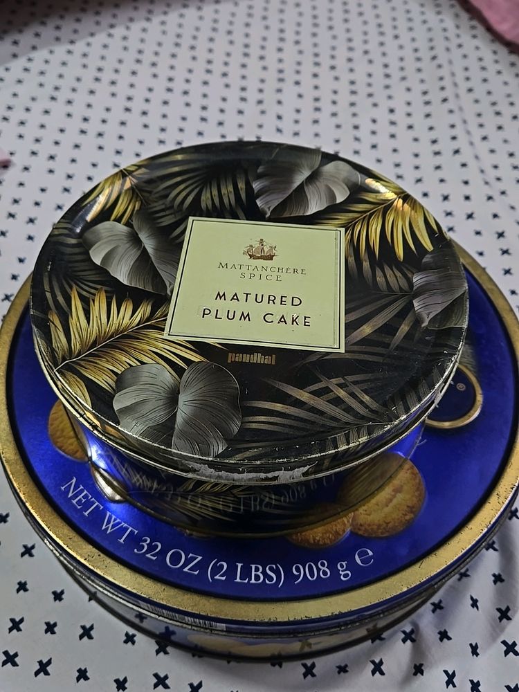 Round tin Boxes For Storage - 3 Nos.