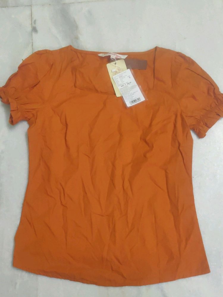 Women Beautiful Rust Colour Top With Tag