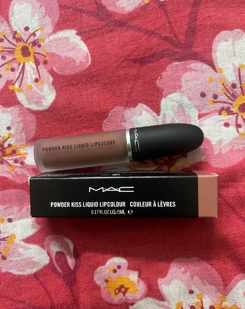 MAC Powder Kiss Liquid Lipstick "Date-Maker"