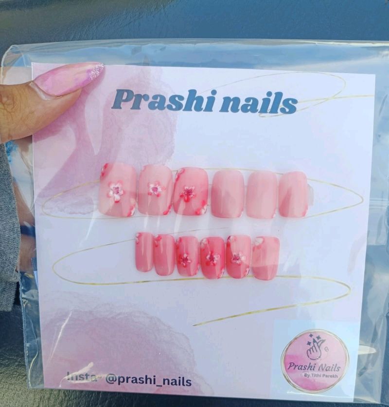 12pc Premium Quality Press On Nails Set(014)