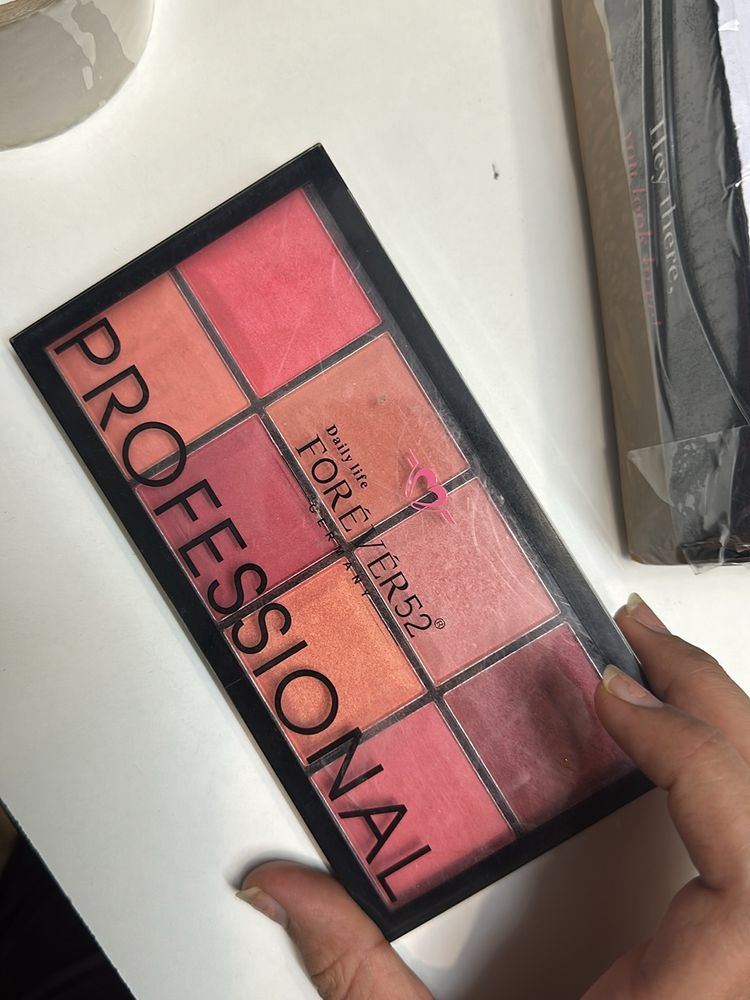 Blusher palette