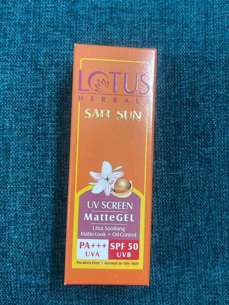 Lotus Herbals Mattegel Sunscreen