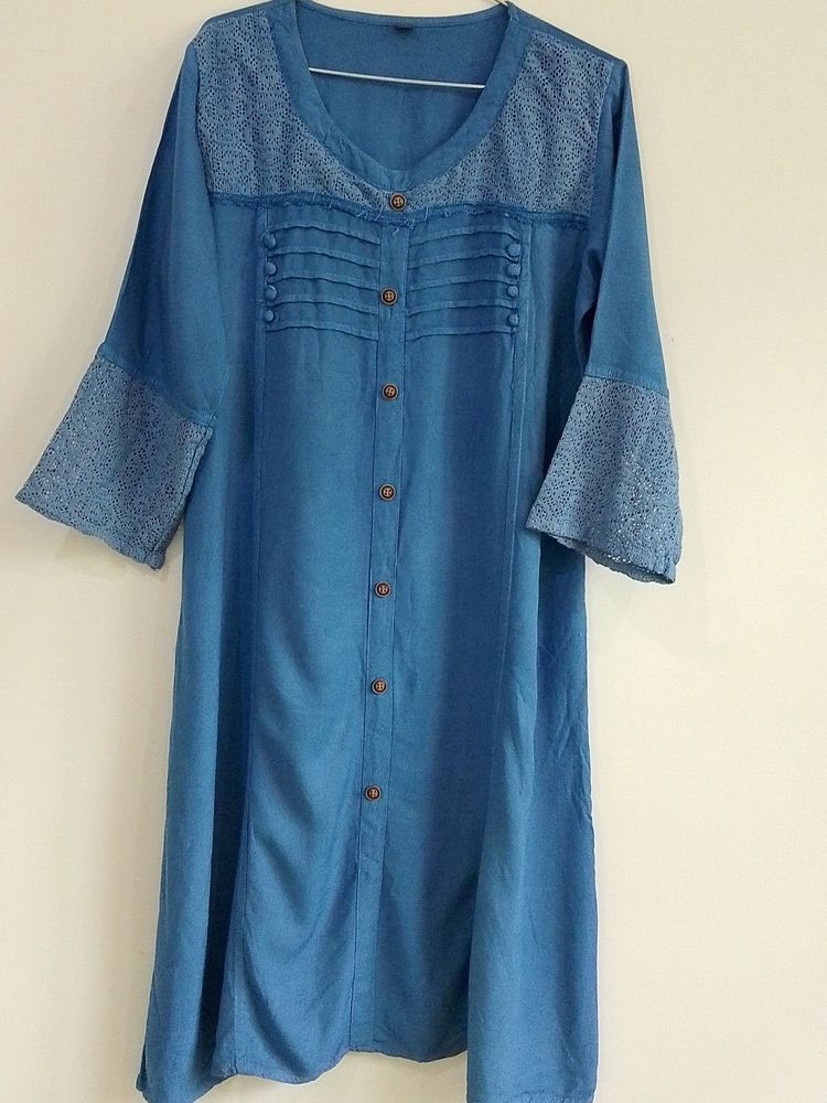 a trending kurti