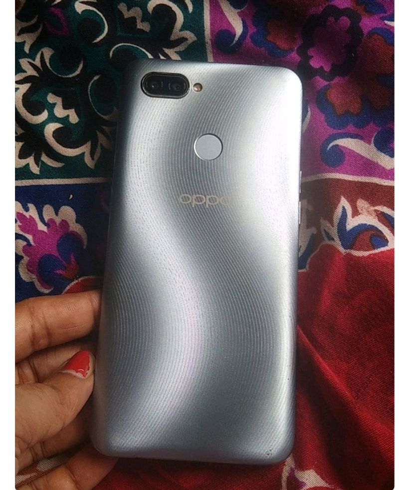 Oppo 1 Year Phone