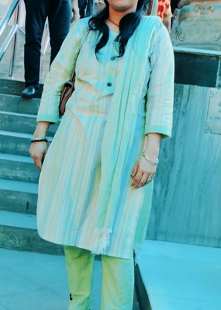 Kurti Pant Dupatta