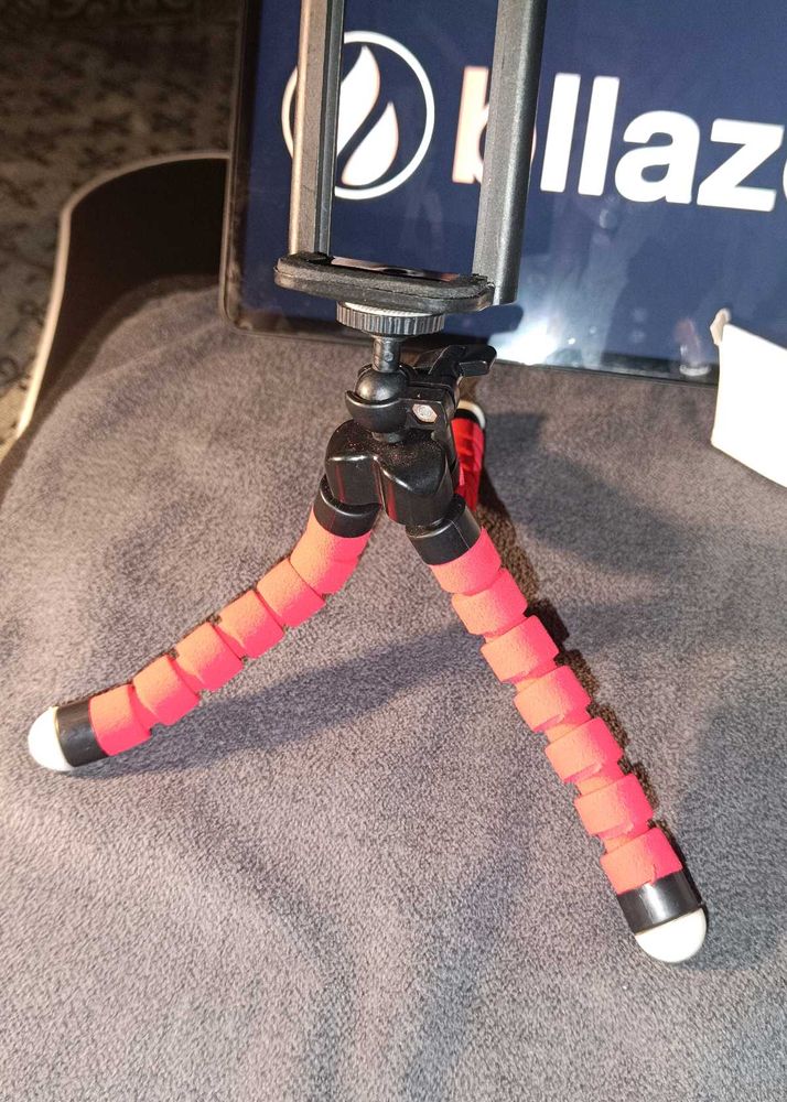 New Tripod From bllaze With phone Holder