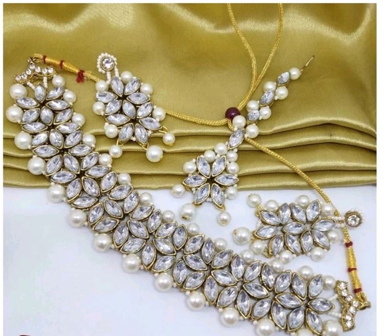 Pearl Kundan Jewellery Set