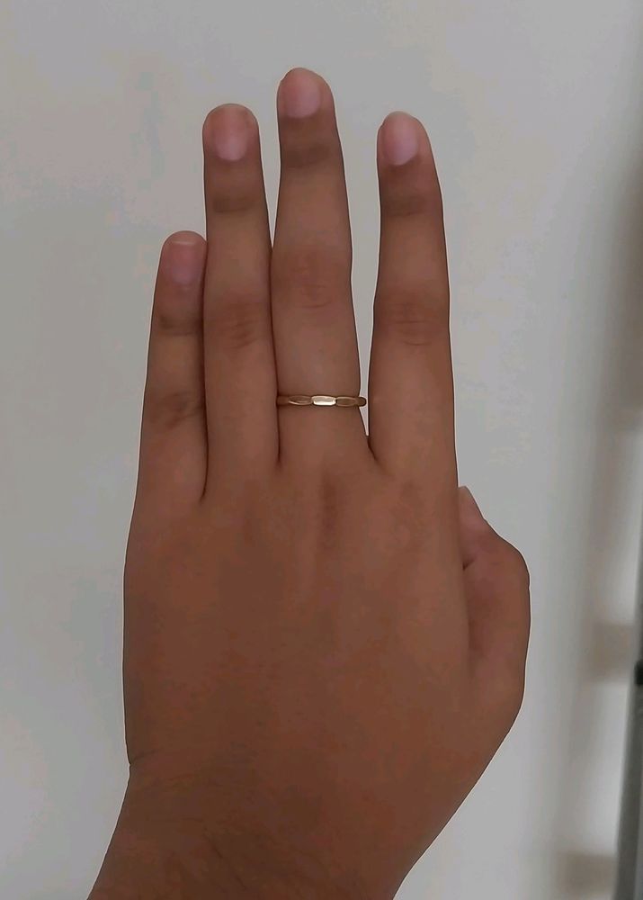 GOLDEN COLOR RING