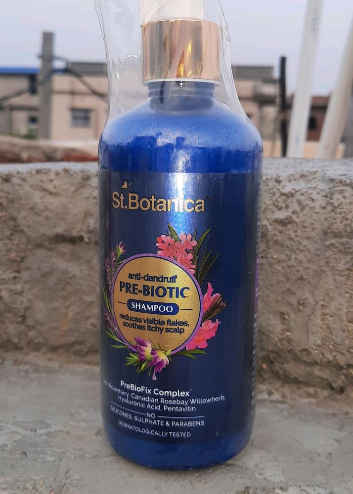 St.botanika Anti Dandruff Shampoo