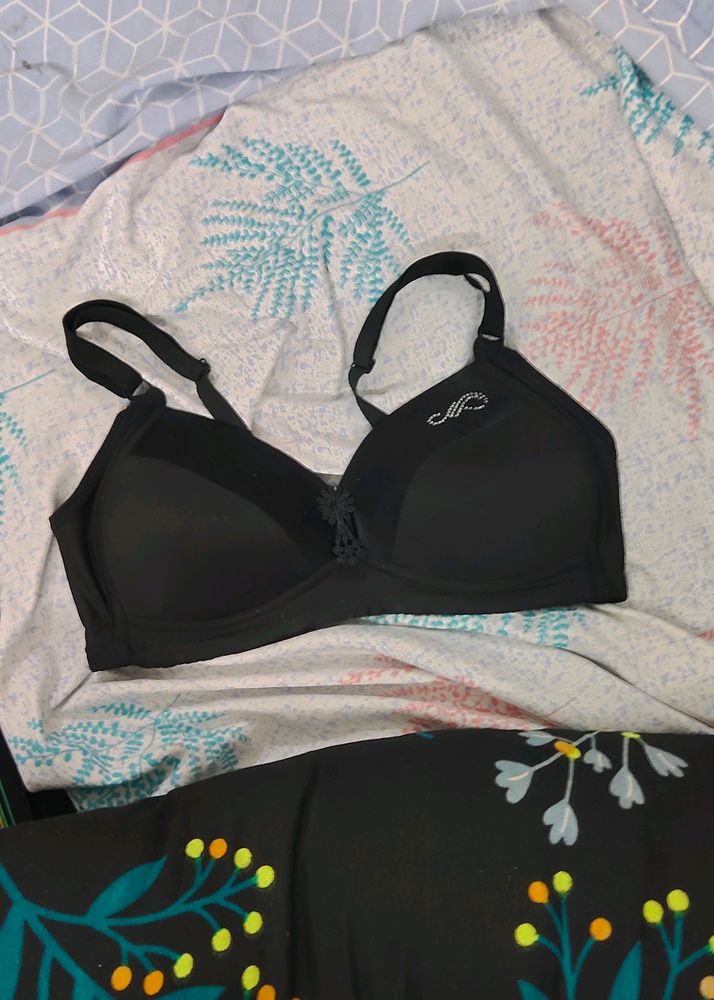 Black Bra 🖤