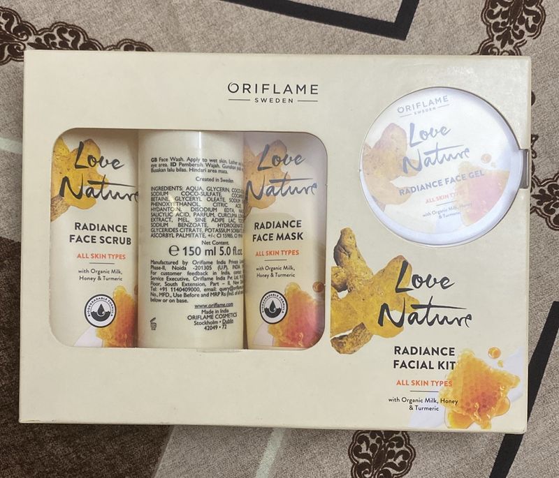 Oriflame Organic Milk, Honey & Turmeric Facial Kit