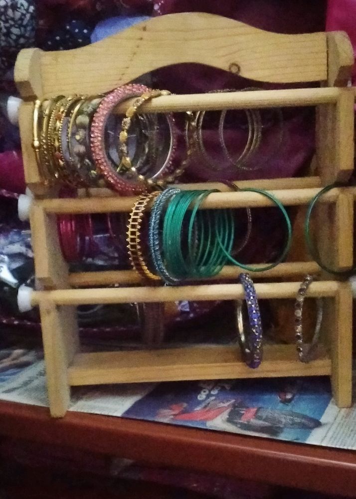 Bangle Stand