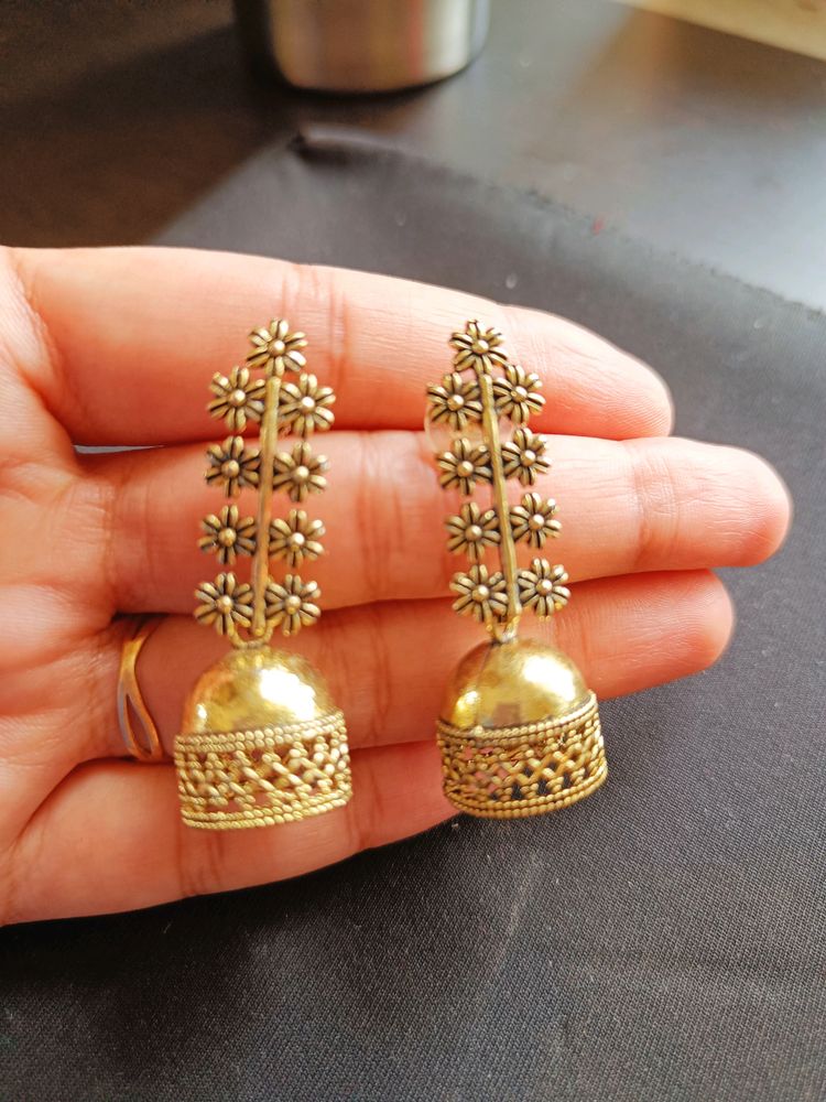 Golden Jhumka