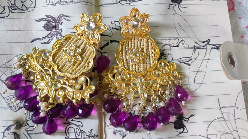 Golden Purple 💜 Earring