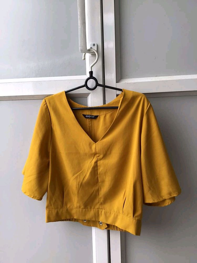 Harpa Casual Regular Sleeves Yellow Crop Top