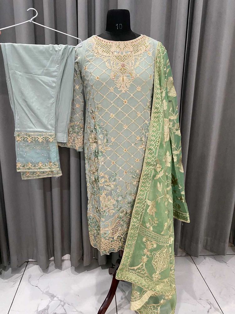 Original Pakistani Ethenic Suit For Wedding