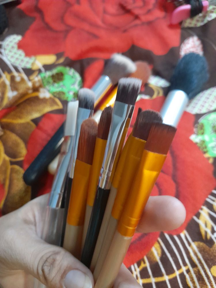 Makeup Brushes