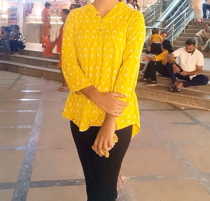 Yellow Short Kurti Type Top For Women ❤️